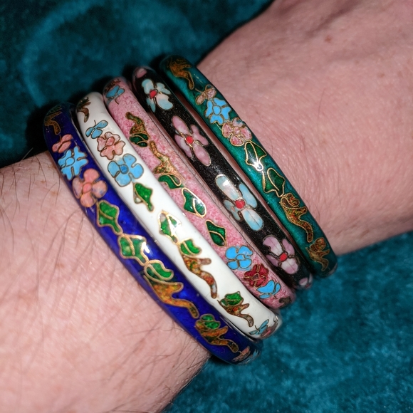 Bundle of Bangle Bracelets (Set of 5) - Picture 2 of 10